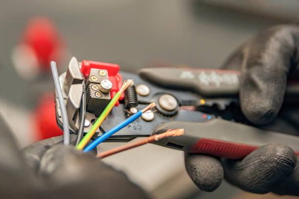 Best 24-Hour Electrician  in Redway, CA